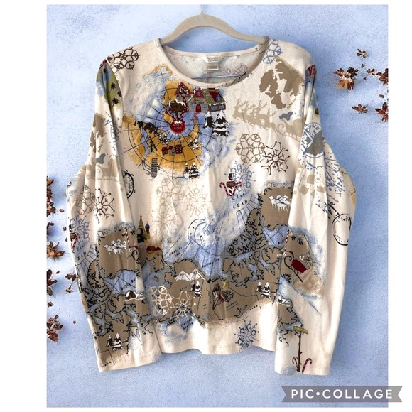 VINTAGE CHRISTOPHER & BANKS HOLIDAY MAP PRINT LONG SLEEVE TOP - Picture 1 of 3